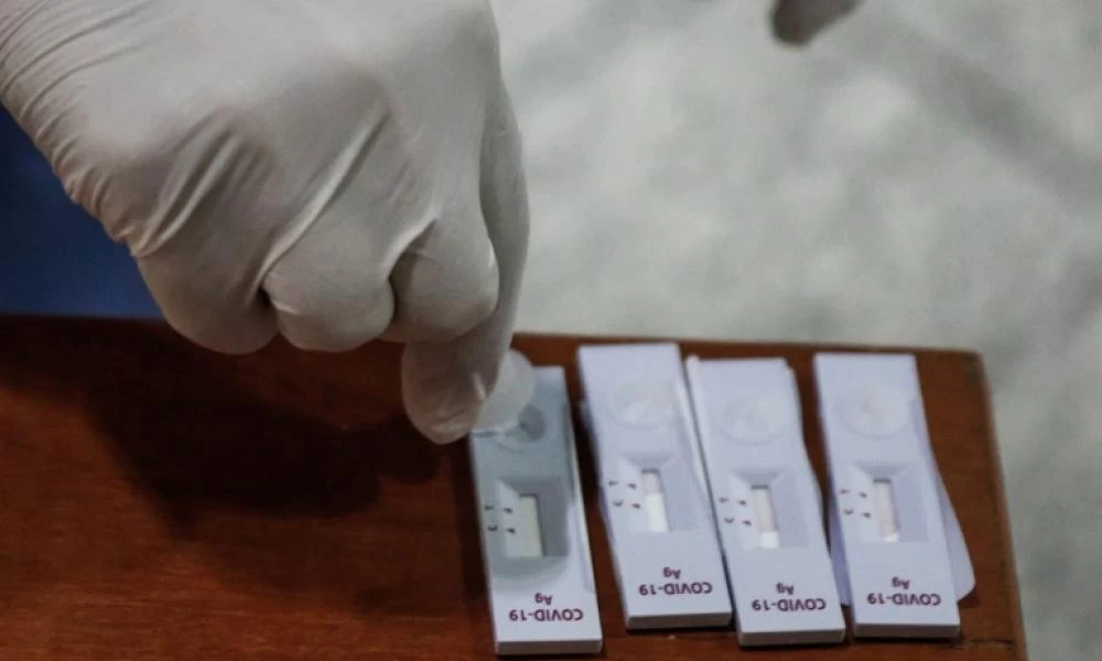 FDA – Όμικρον: Αμφίβολης αξιοπιστίας τα τεστ αντιγόνου